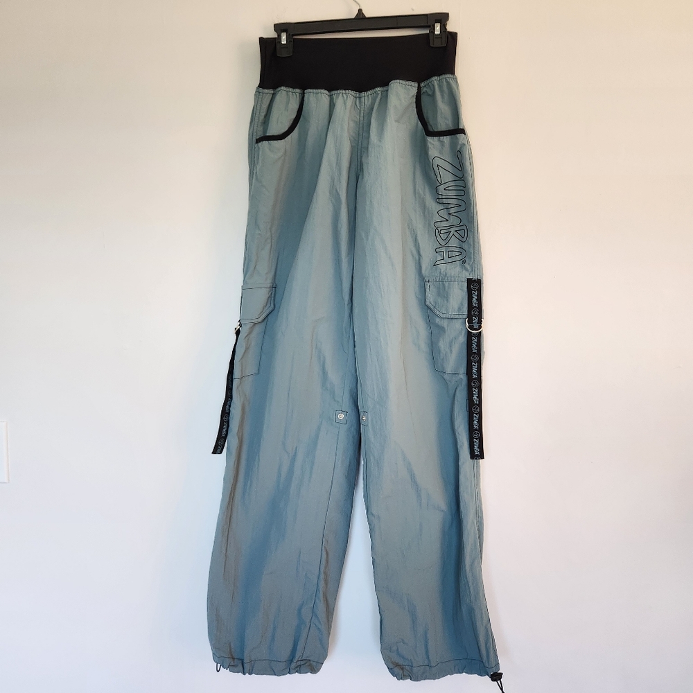 ZUMBA Electro Cargo Pants -Wetsuit Gray- Convert to Capris Exercise Large/XL